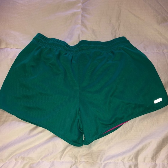 Danskin medium - Picture 2 of 3